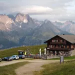 Almgasthaus Glocknerblick Värdshus Großkirchheim