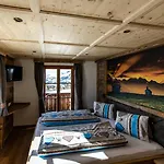 Almgasthaus Glocknerblick Мини-отель