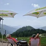 Almgasthaus Glocknerblick Гроскирххайм