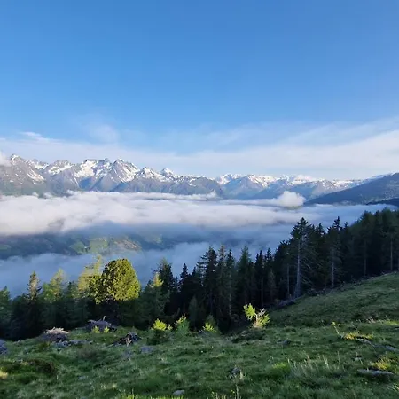 Almgasthaus Glocknerblick イン *