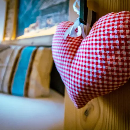 Almgasthaus Glocknerblick イン Großkirchheim