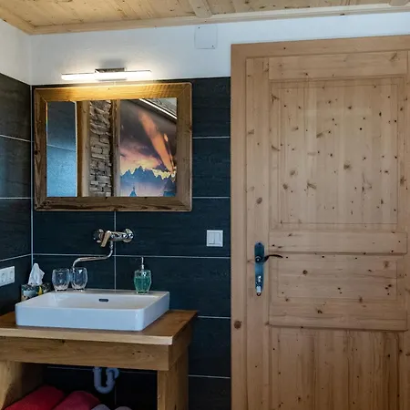 イン Almgasthaus Glocknerblick Großkirchheim