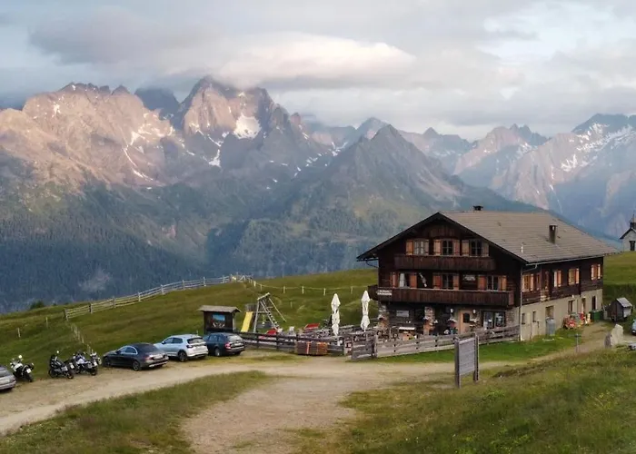 Almgasthaus Glocknerblick Zajazd Großkirchheim